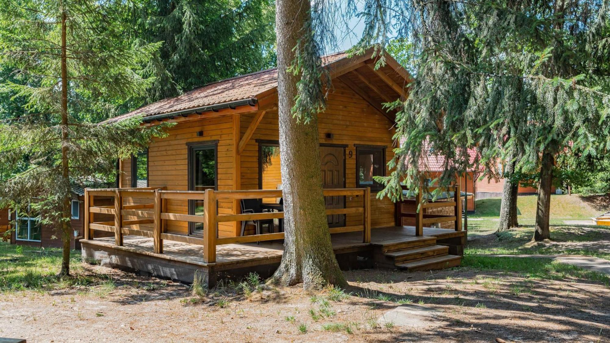 Labedzi Ostrow Osrodek Wypoczynkowy Hotell Piekna Gora Exteriör bild